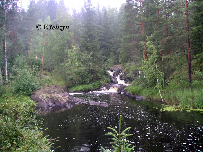 kleiner Wasserfall in Karelien