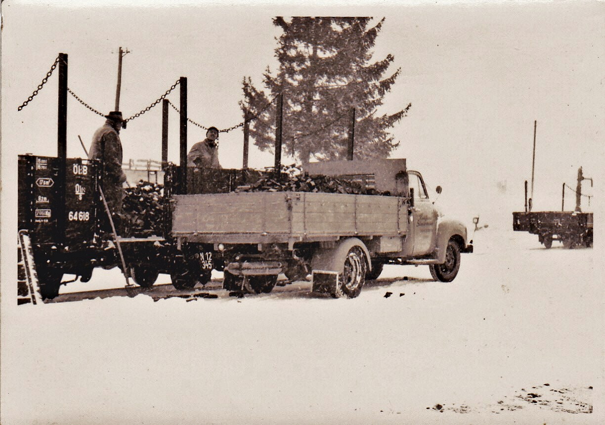 Kohlen im Schnee