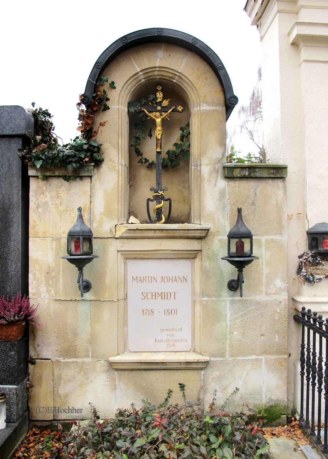 Kremser Schmidt, Grabmal im Friedhof Stein bei Krems