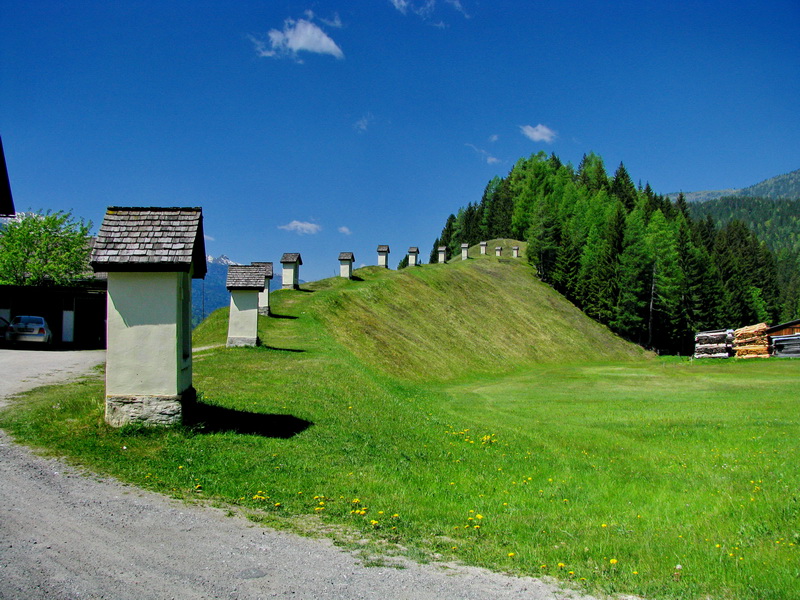 Kreuzweg mit Kalvarienberg