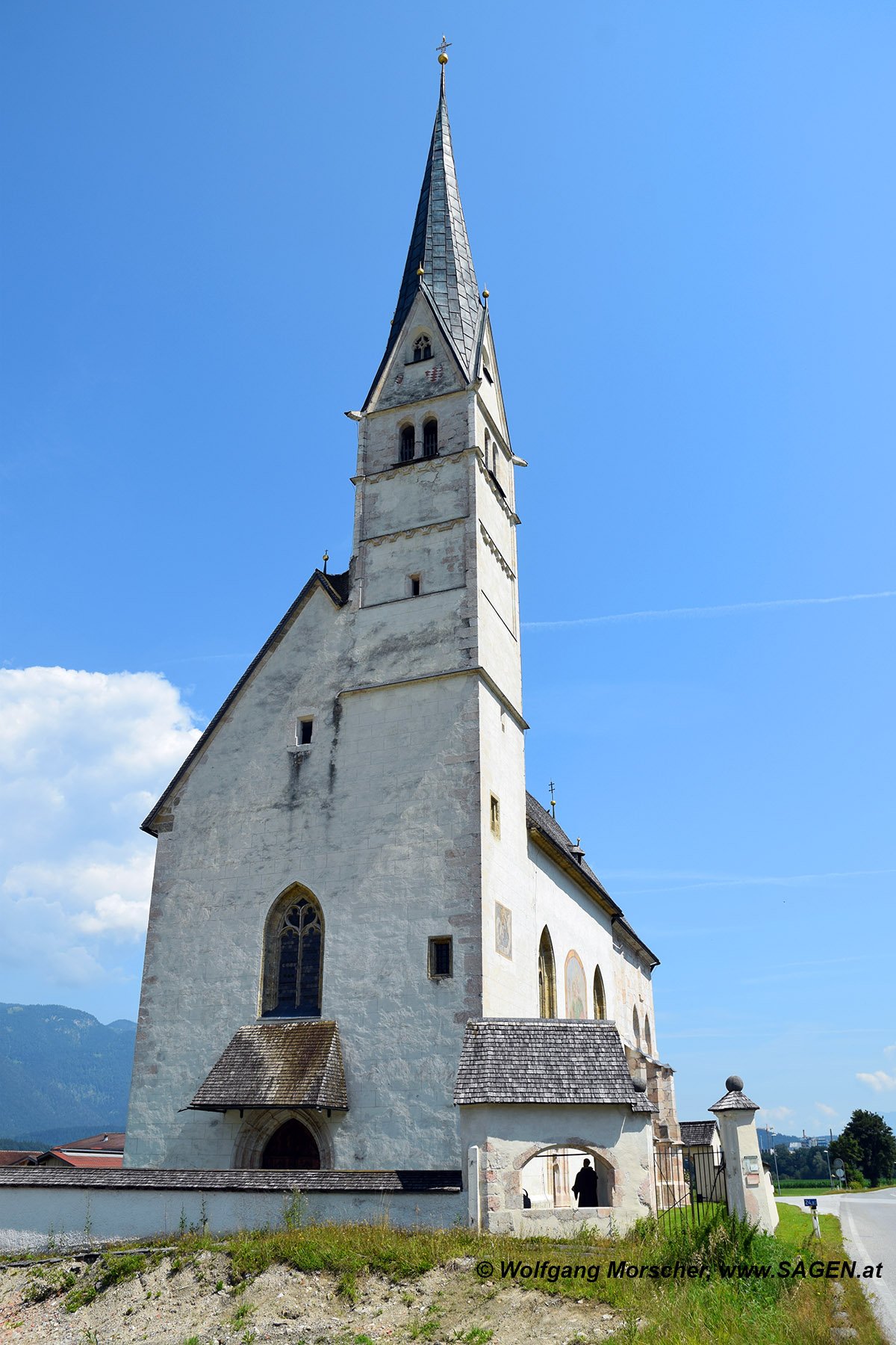 Leonhardskirche Kundl - St. Leonhard auf der Wiese