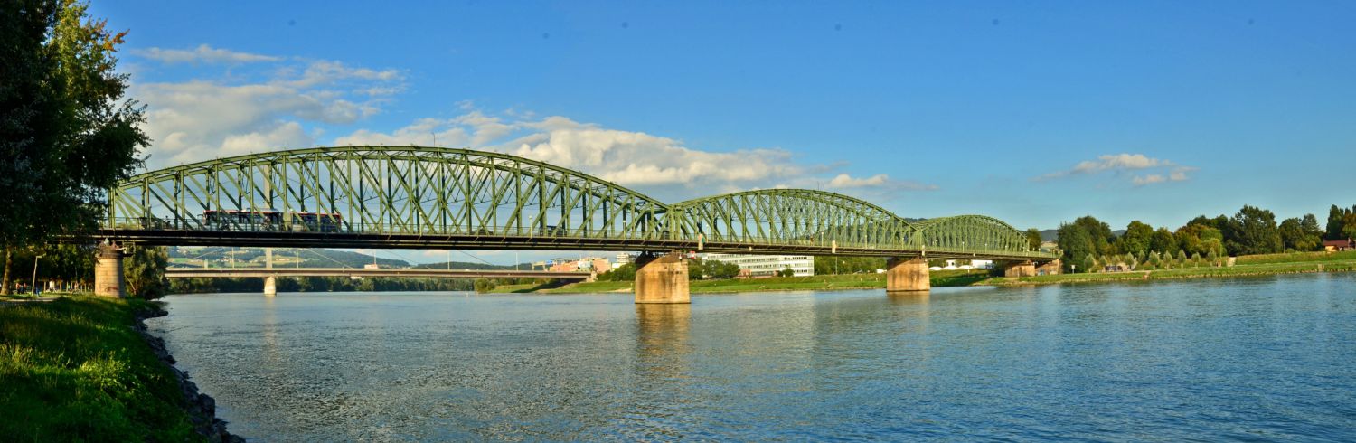 Linzer Eisenbahnbrücke