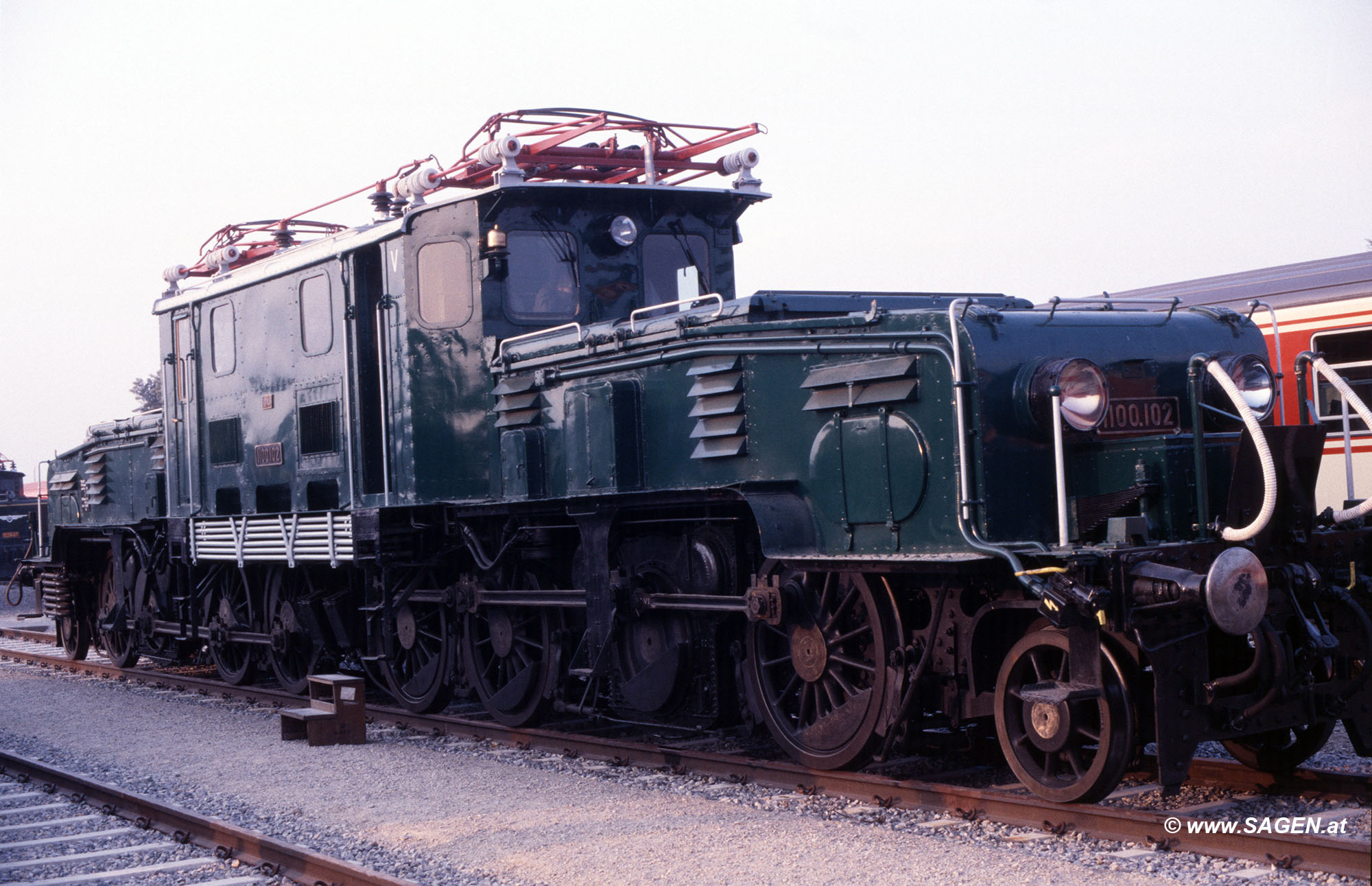 Lokomotive ÖBB 1100.102 (1189.02)