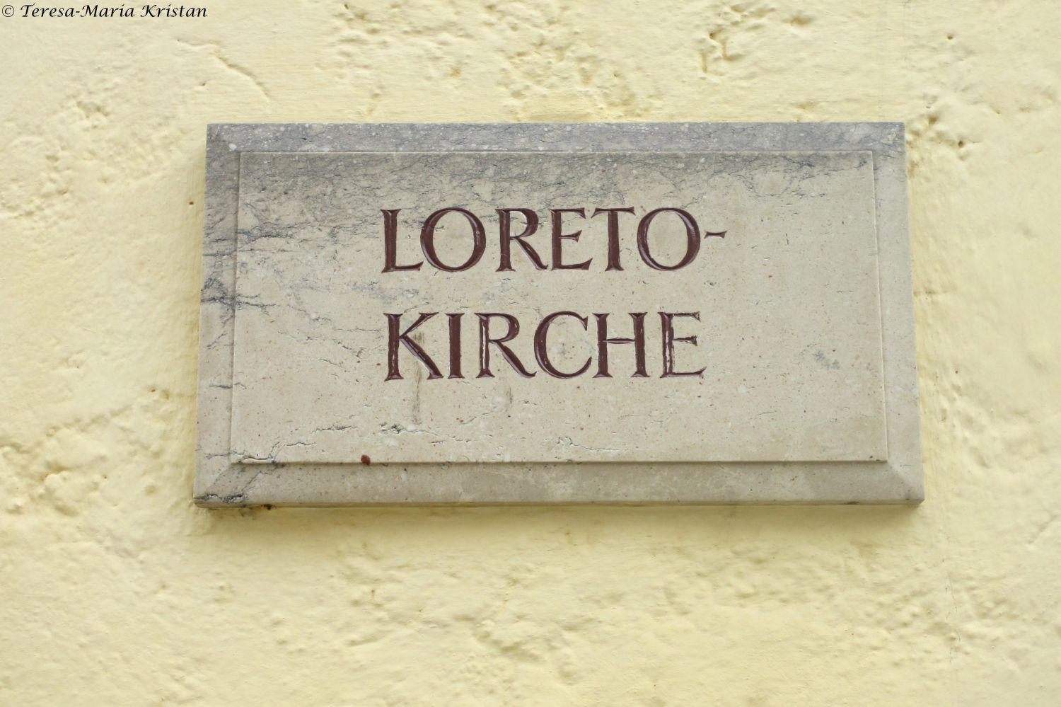 Loreto-Kirche Salzburg- Segen vom  gnadenreichen Loreto-Kindl abholen