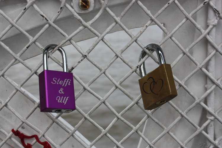 lovelocks