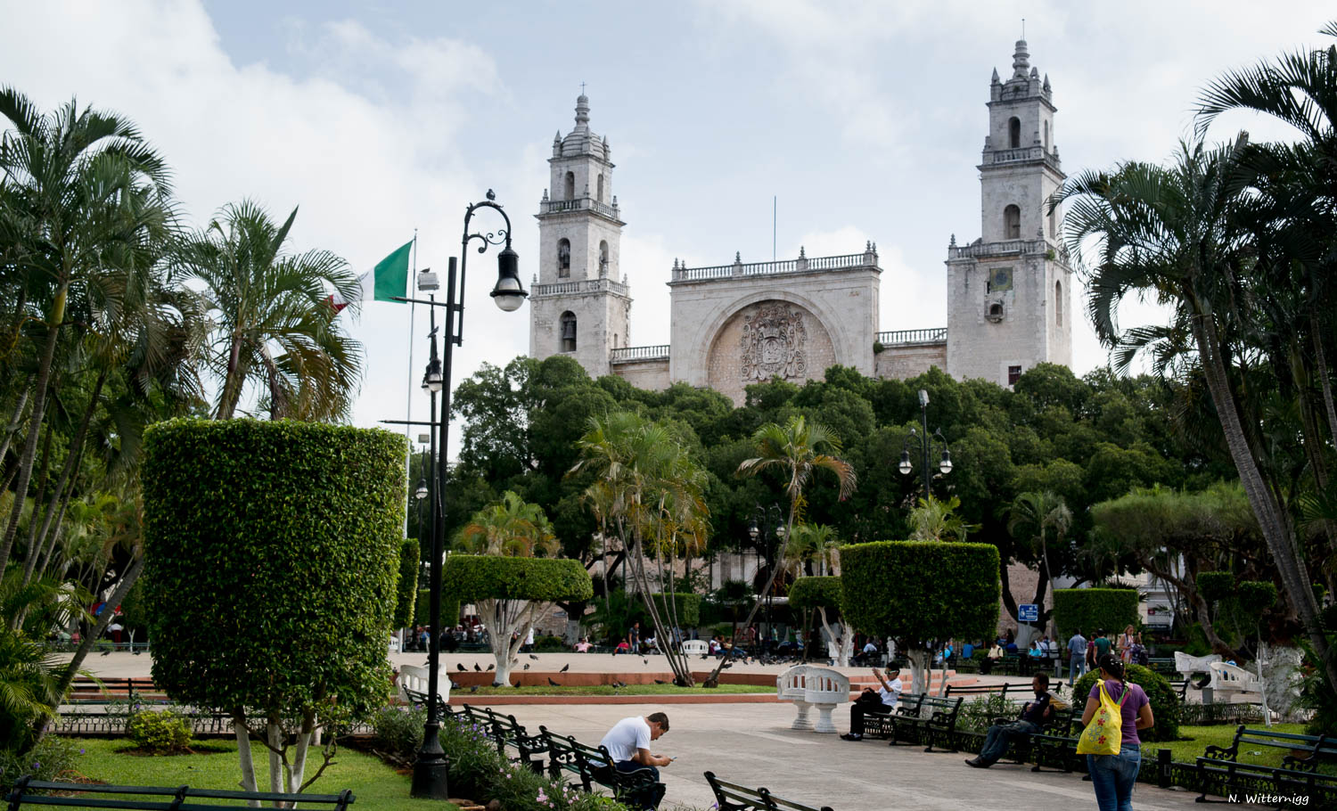 Mérida - Plaza Grande mit der Mérida Kathedrale, gewidmet  dem Heiligen Ild