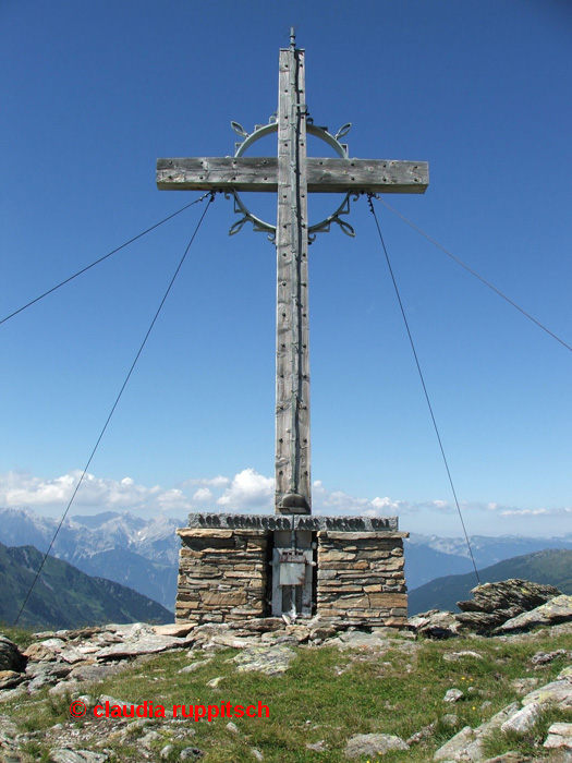 Mölser Berg, Gipfelkreuz