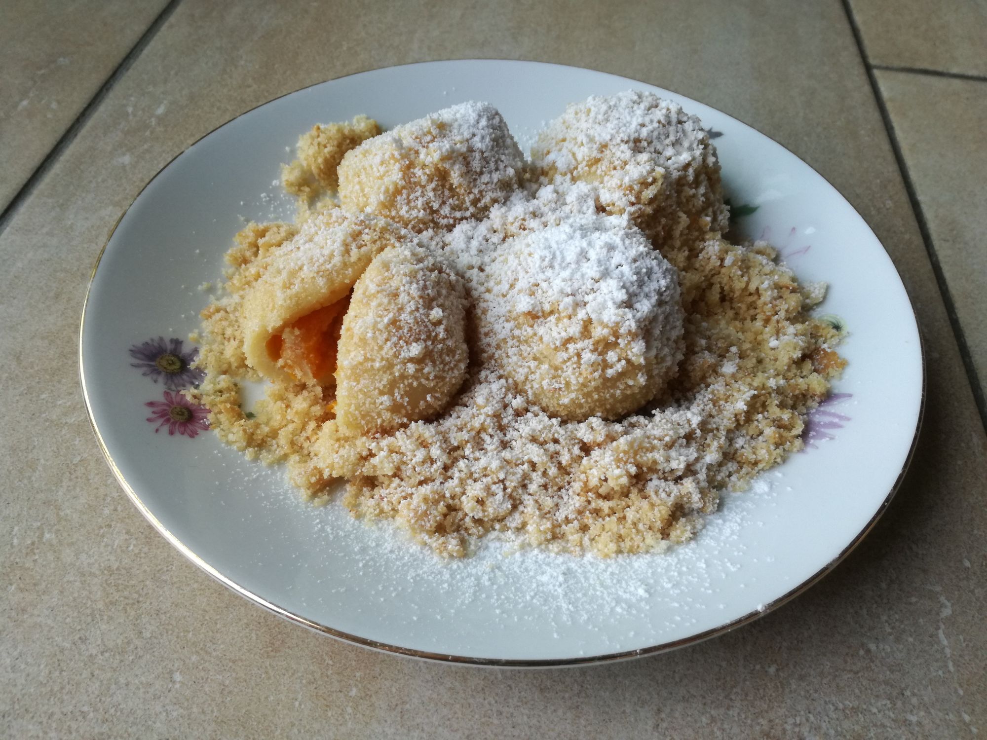 Marillenknödel