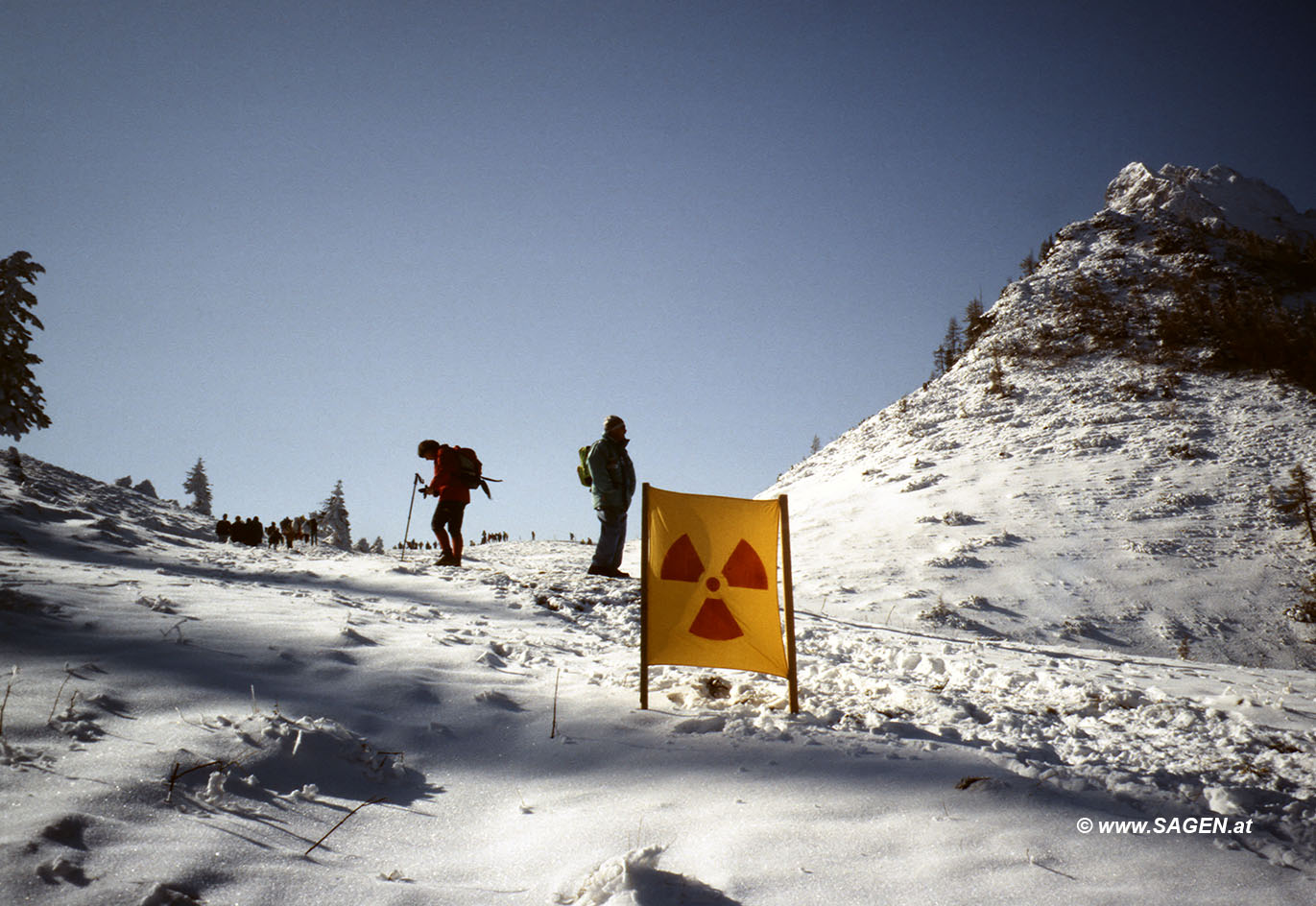 Menschenkette gegen Atommülllager Bosruck