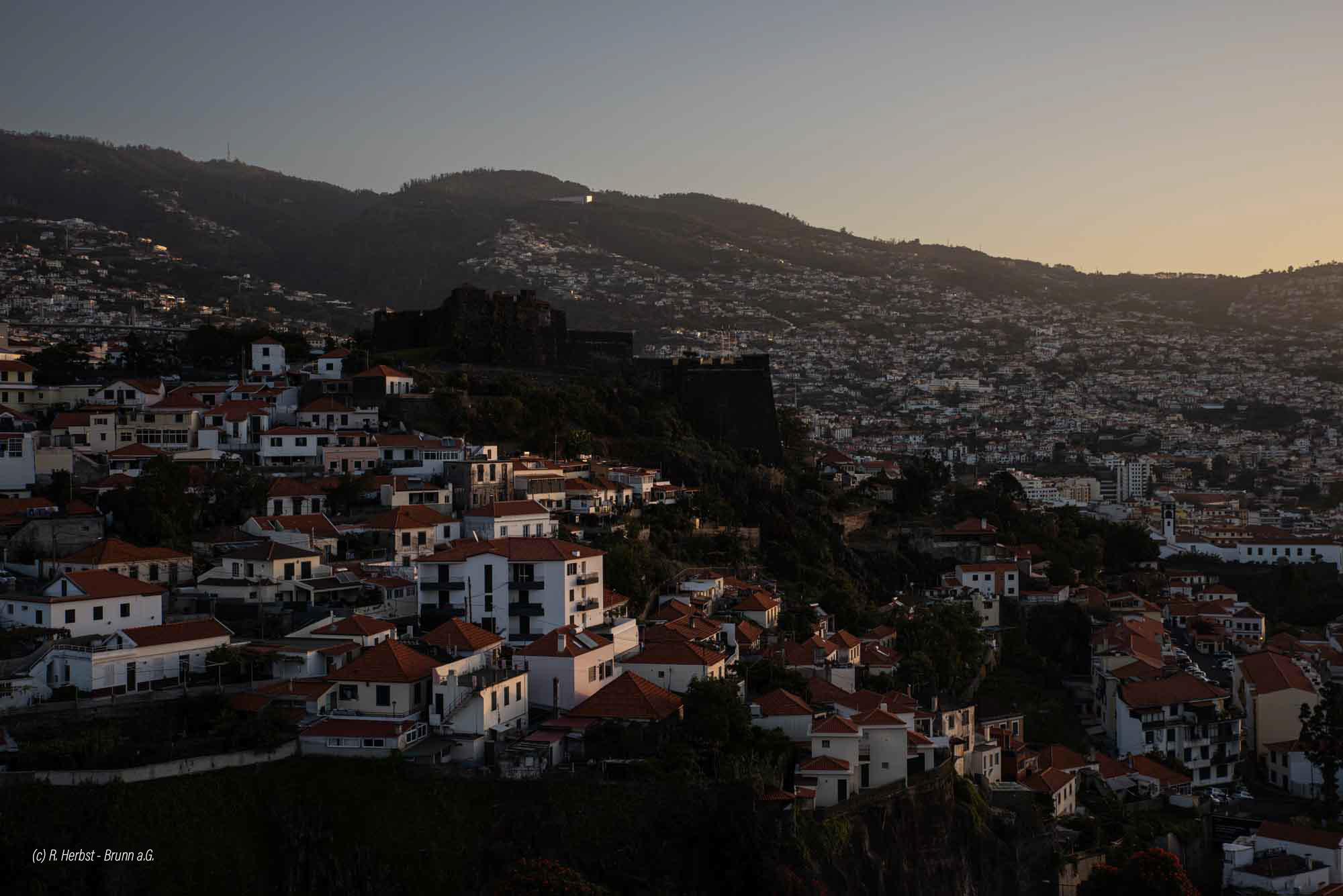 Morgensonne Funchal Festung