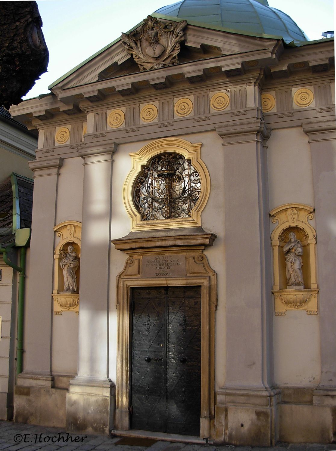 Nordfassade der Johannes-Nepomuk-Kapelle