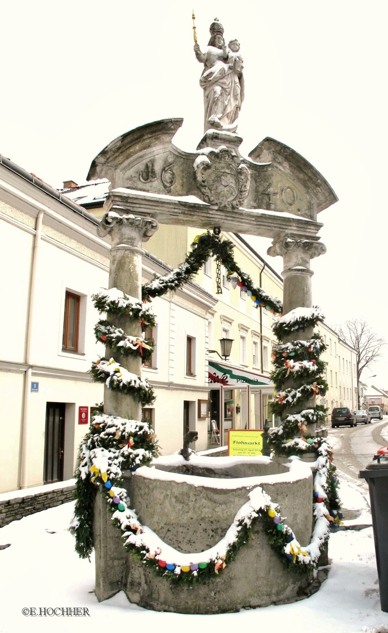 Osterschmuck mit Sahnehäubchen