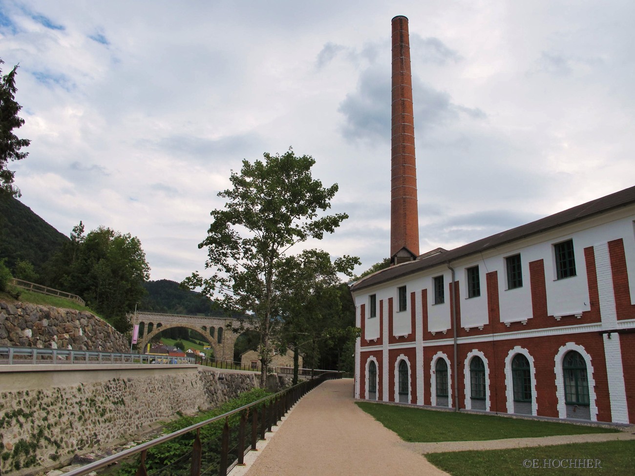 Papierfabrik in Neubruck