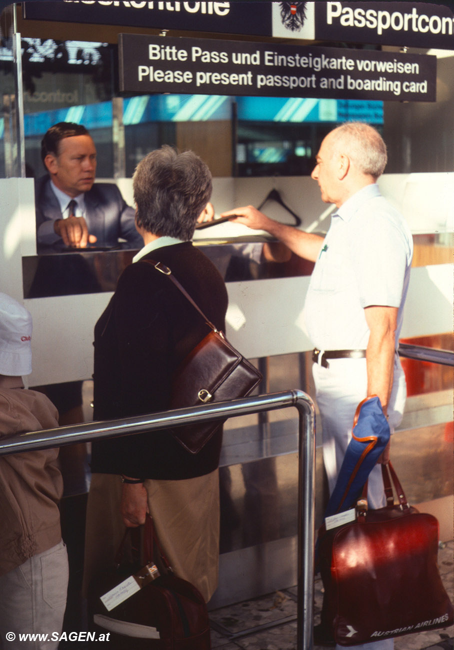 Passkontrolle Flughafen Wien-Schwechat