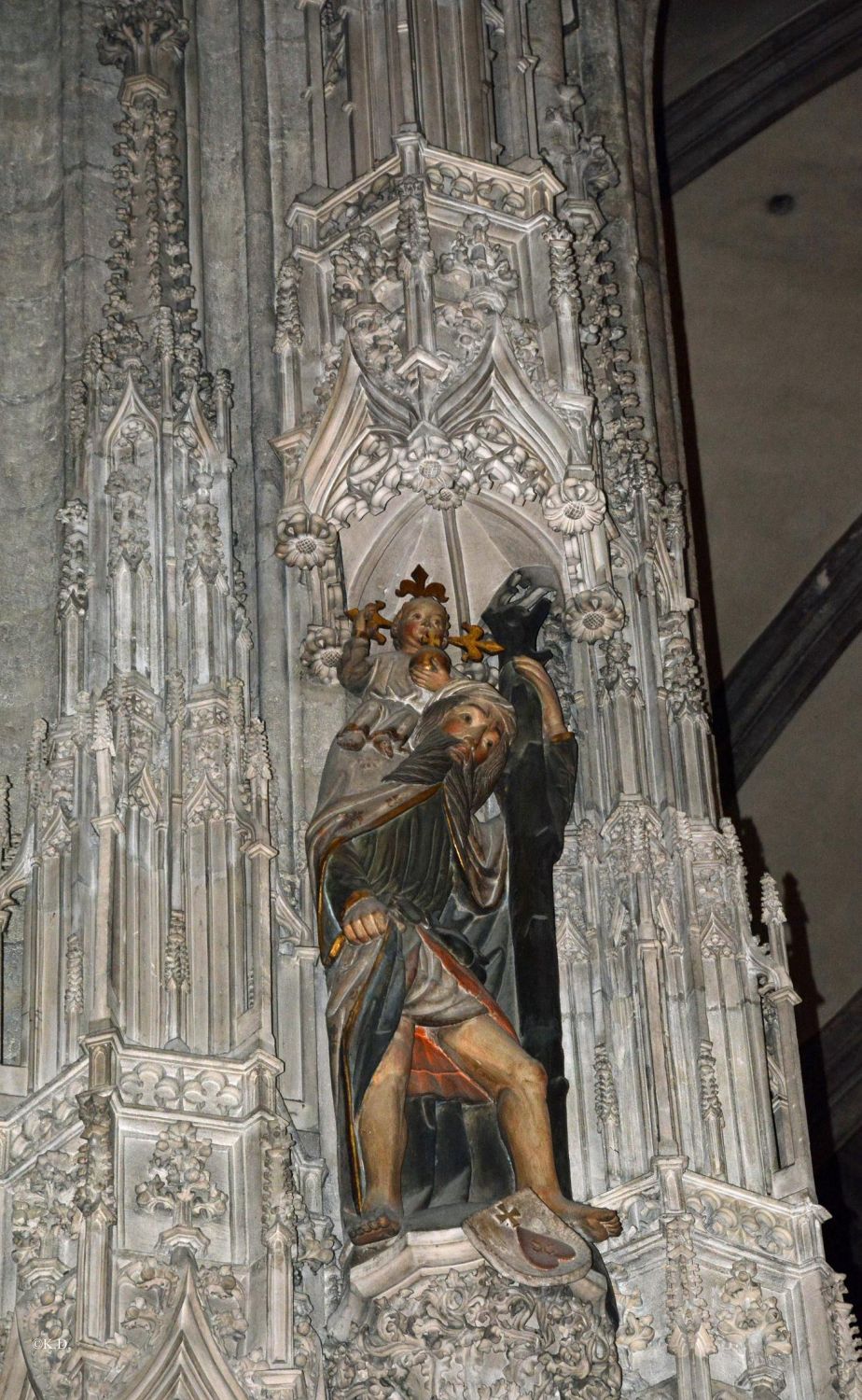 Pfeilerfiguren im Wiener Stephansdom