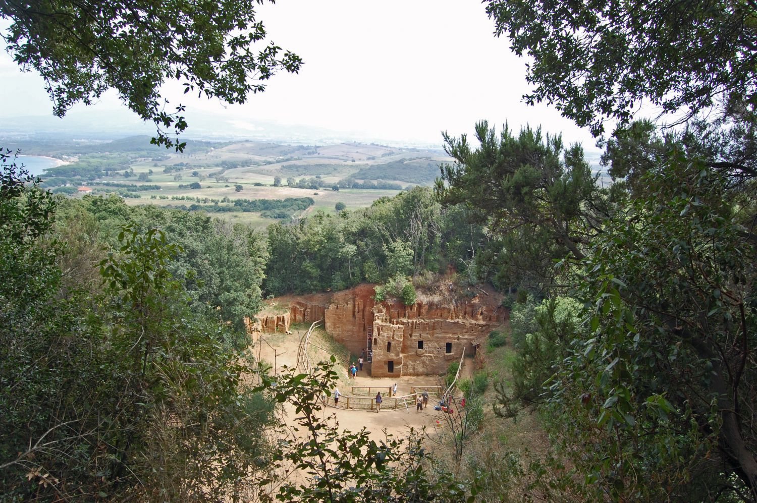Populonia - Archäologiepark Baratti (Toskana) -Nekropoli delle Grotte