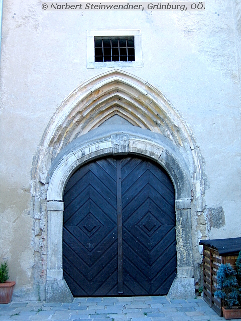 Portal Clarissinenkirche Dürnstein