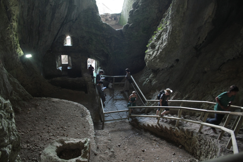 Predjamski Grad Höhlenburg