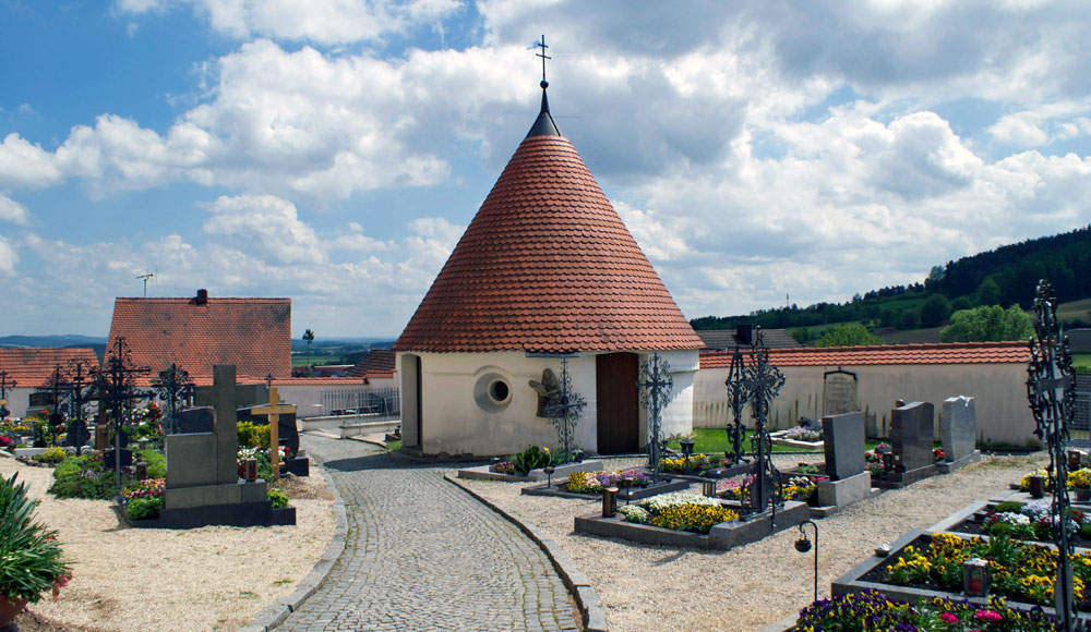 Romanische Kapelle in Rottendorf