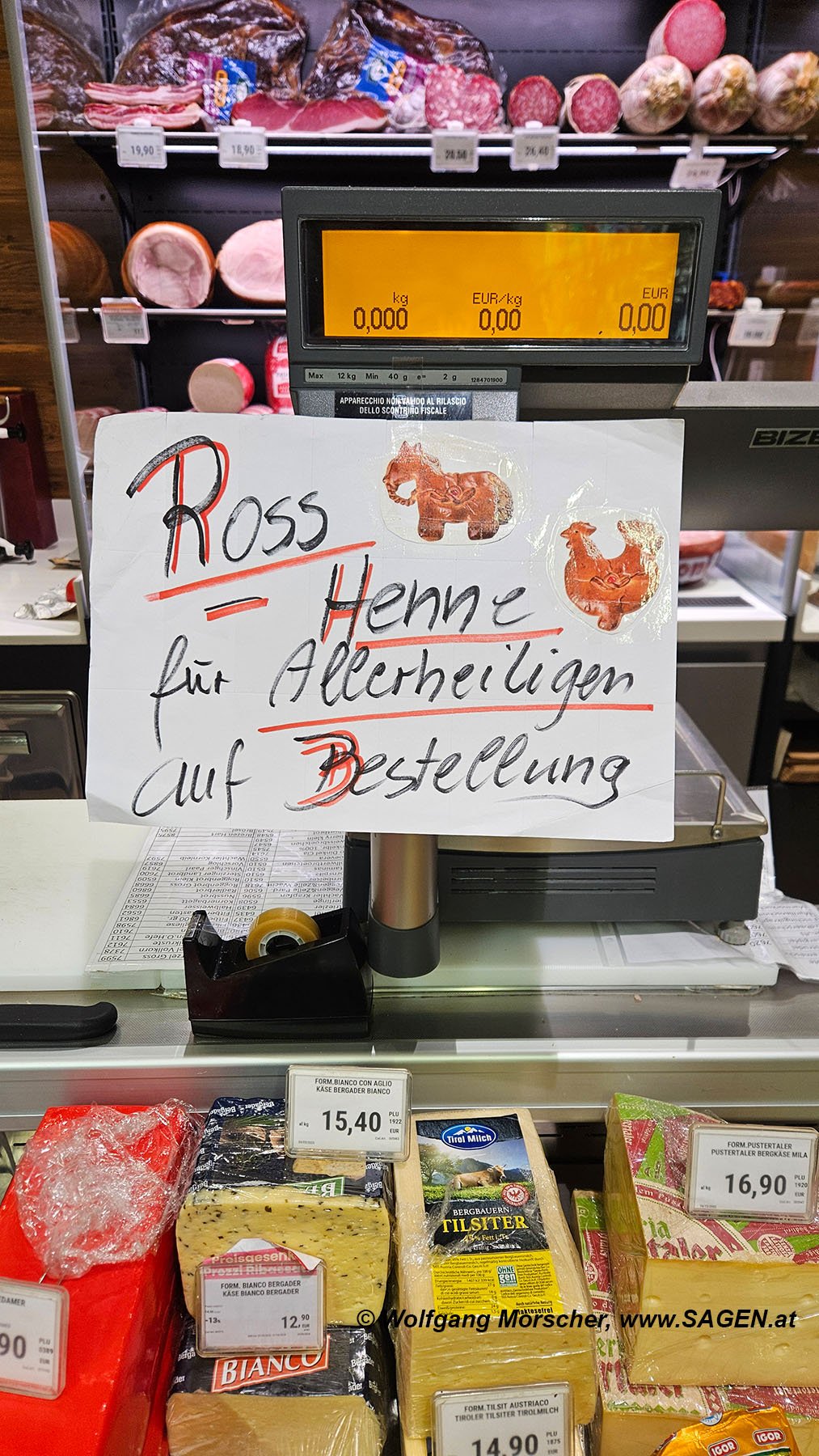 Ross - Henne Allerheiligenbrauch in Südtirol