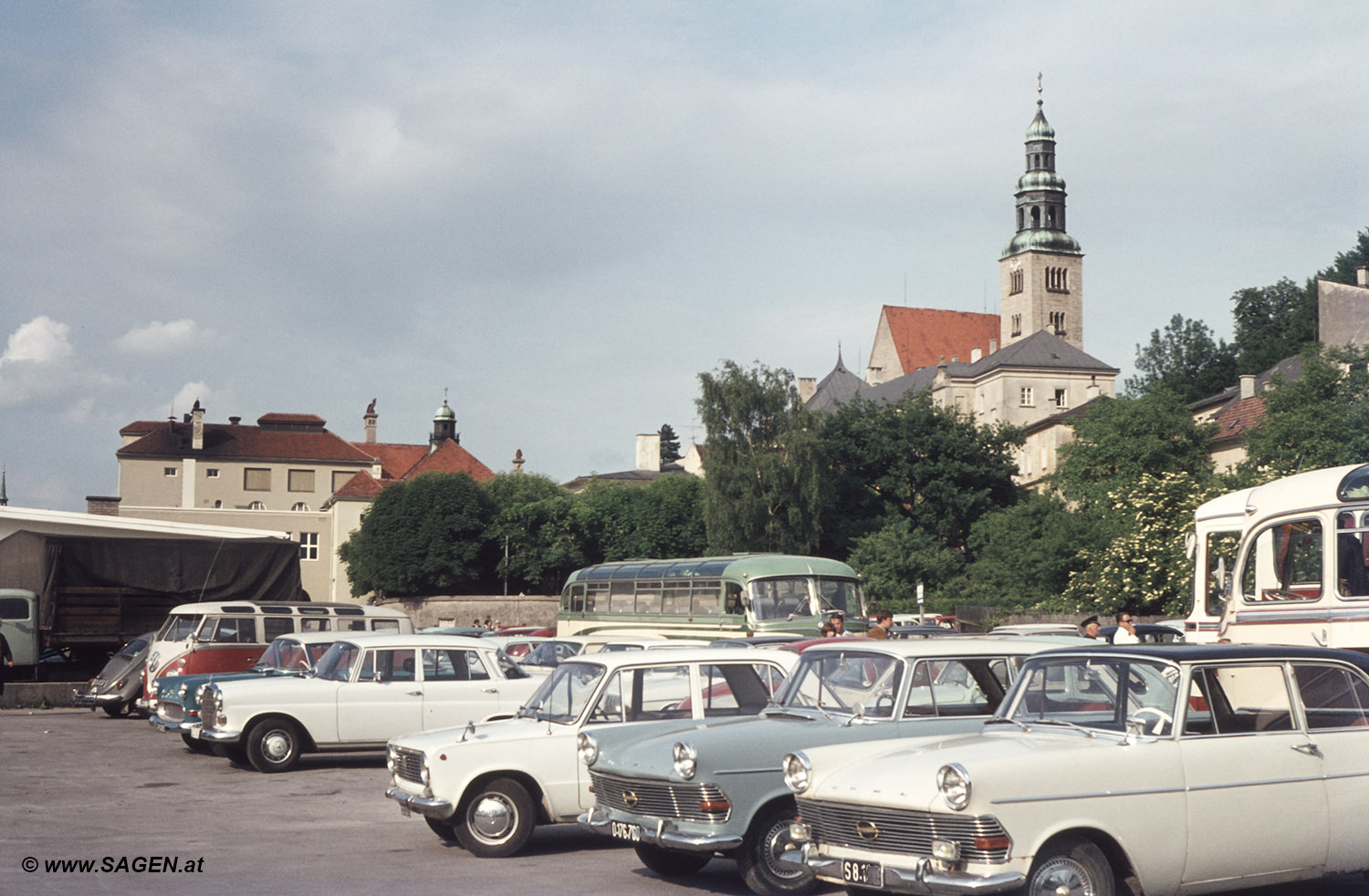 Salzburg Parkplatz Müllnerbräu | SAGEN.at-Forum-Fotogalerie