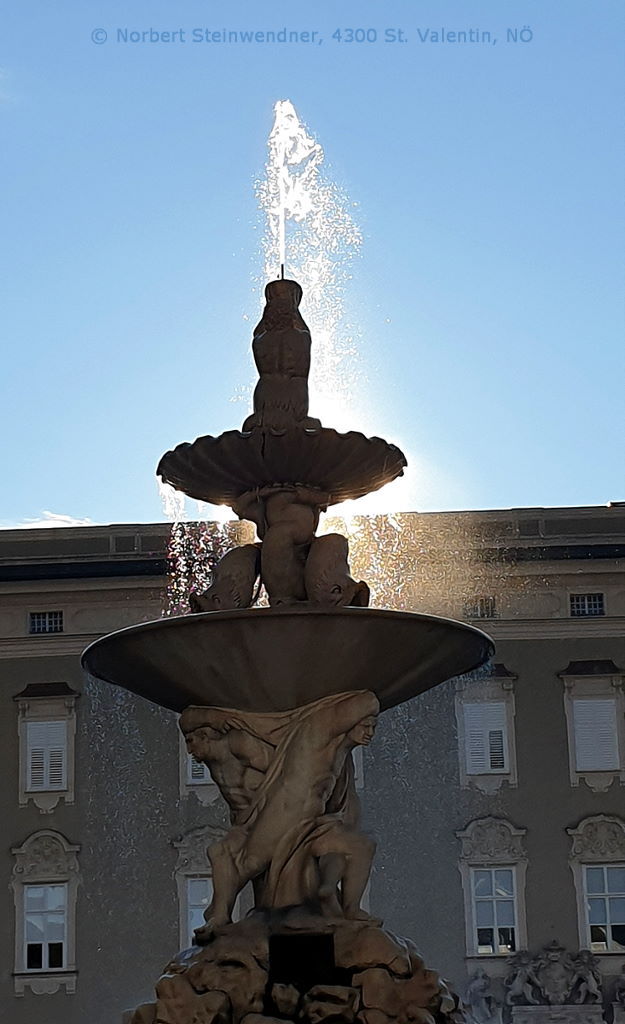 Salzburg - Residenzbrunnen