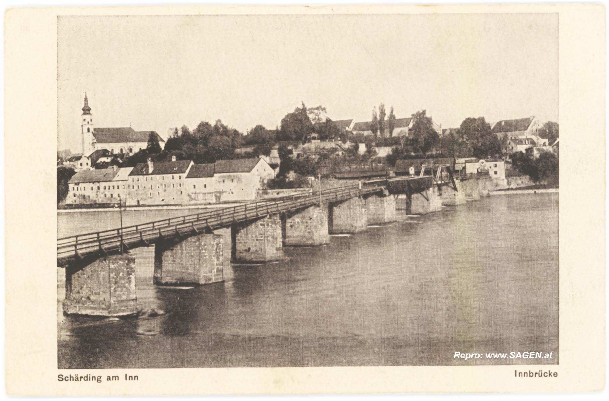 Schärding mit Innbrücke