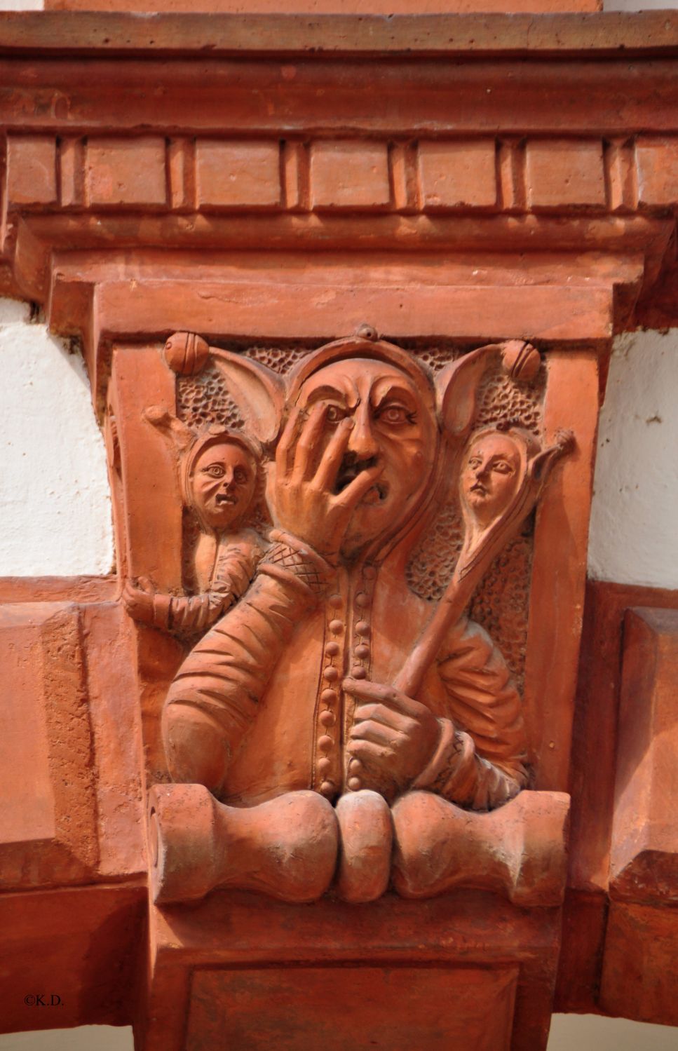 Schallaburg bei Melk (NÖ) - Terrakottafiguren im Arkadenhof