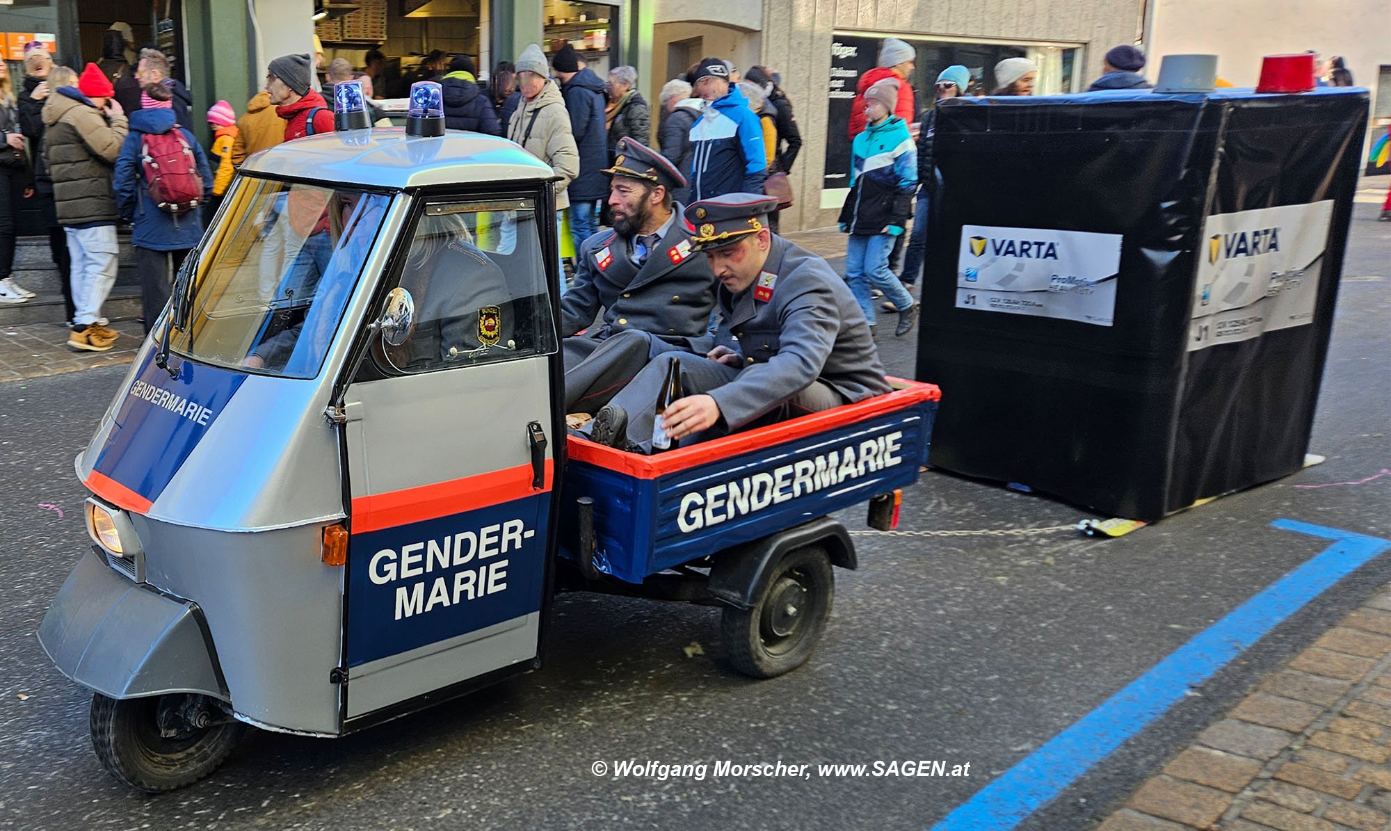 Schleicherlaufen - Die Gendarmen