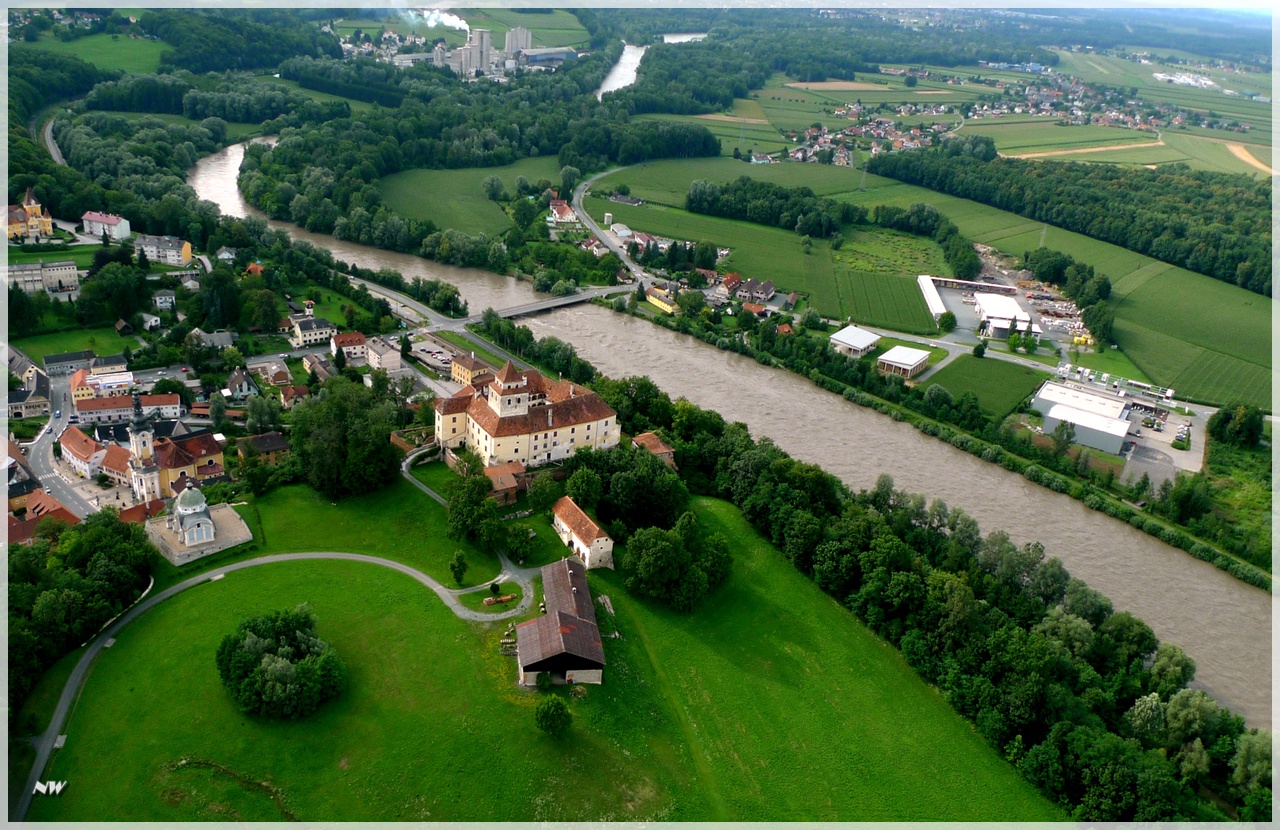 Schloss Ehrenhausen (1/2)