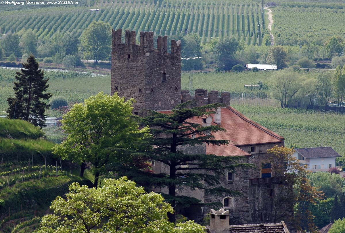 Schloss Hochnaturns