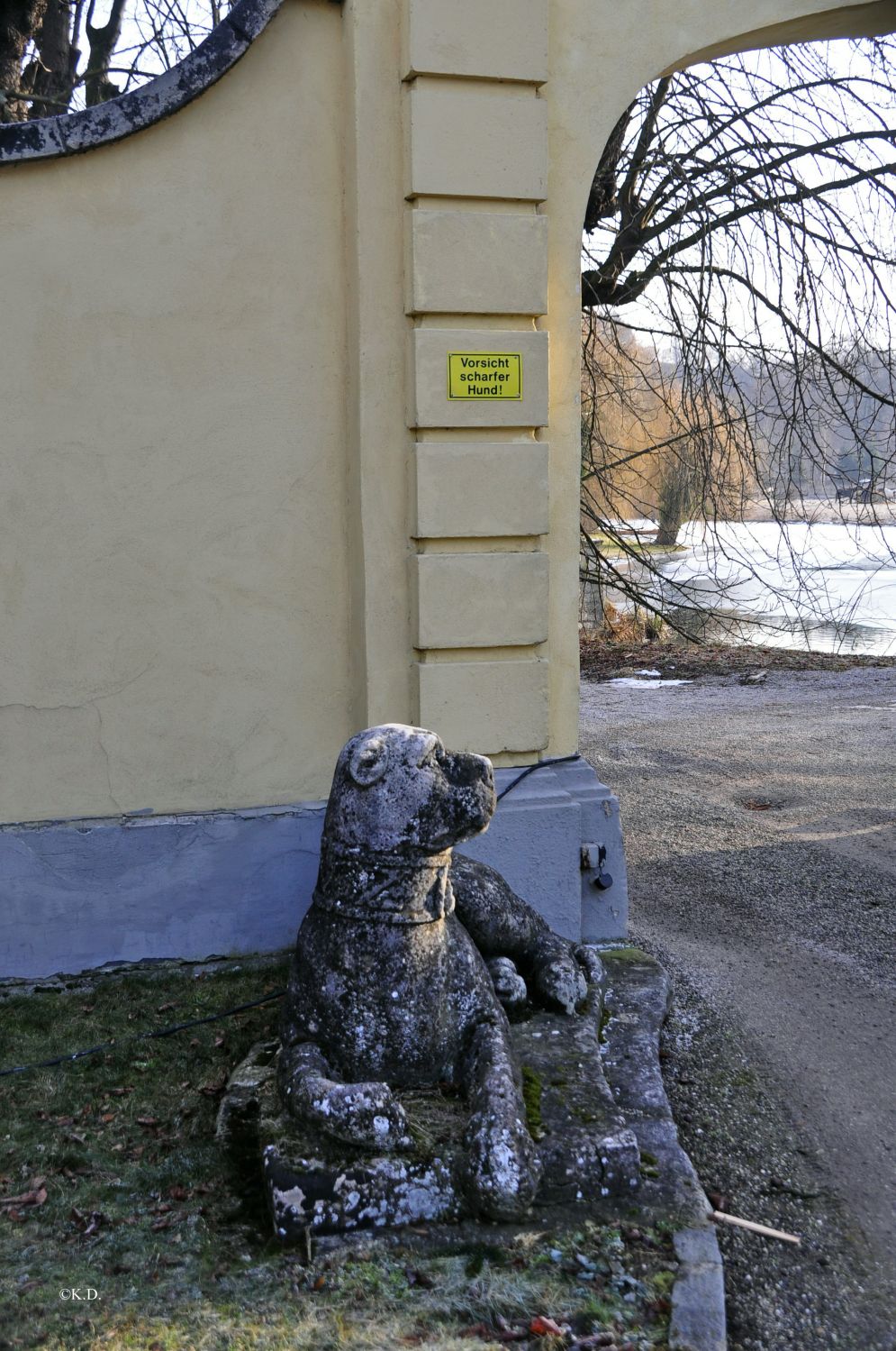 Schloss Wasserburg - Wachhund