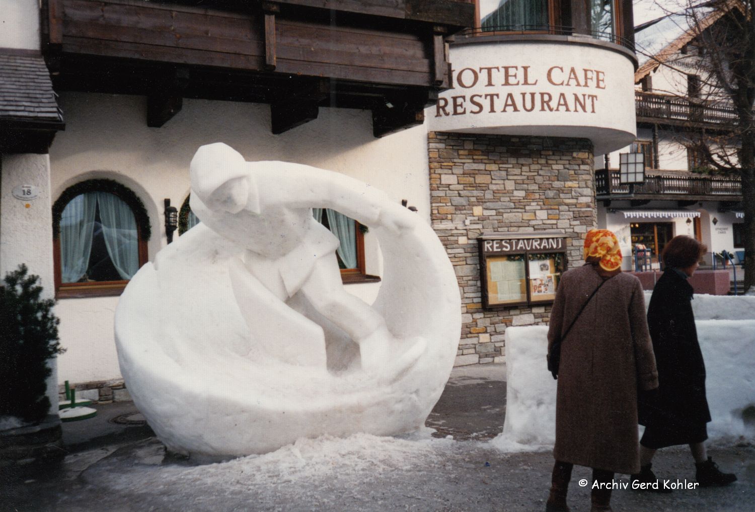 Schnee/Eisskulptur