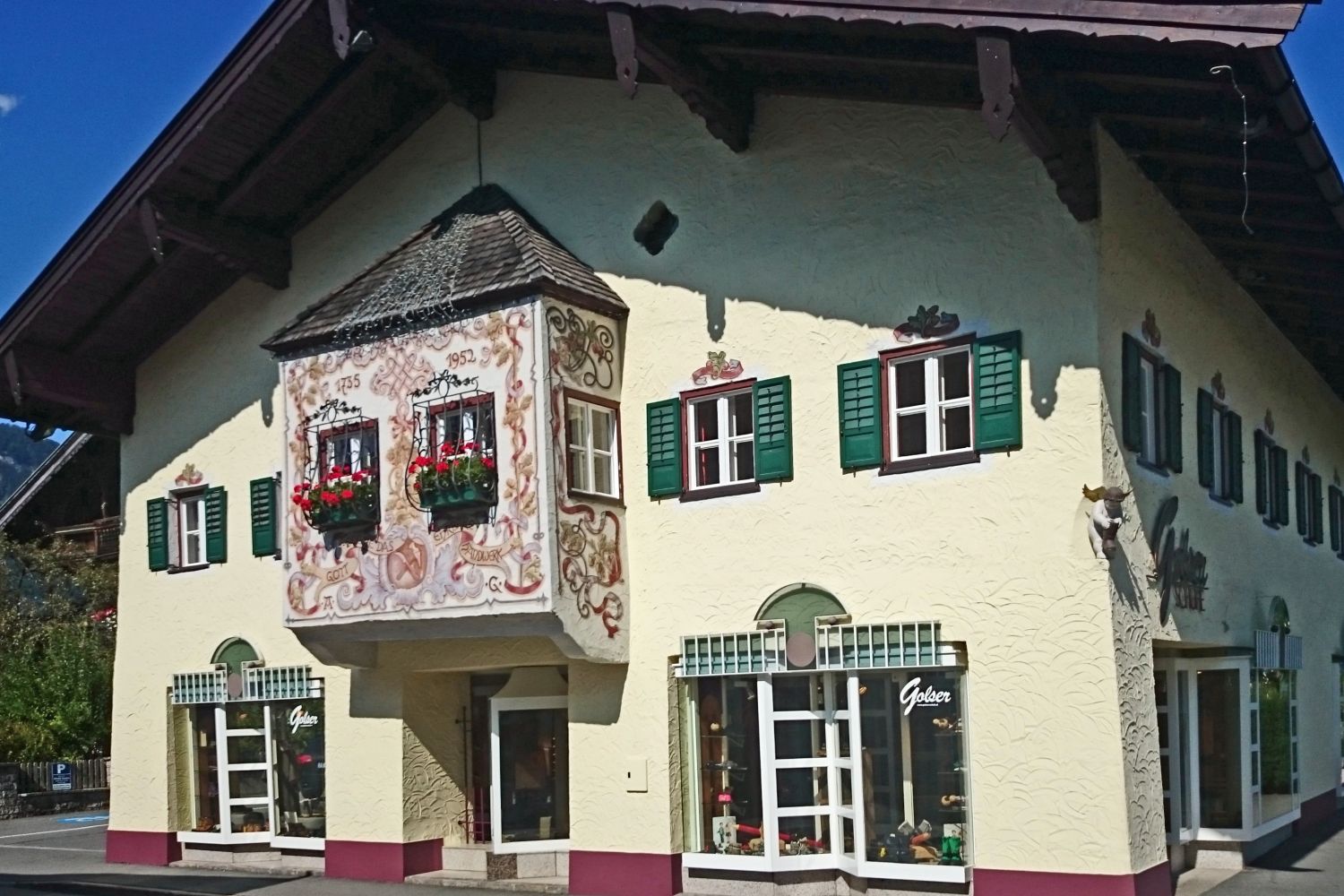 Schuster, St.Johann in Tirol