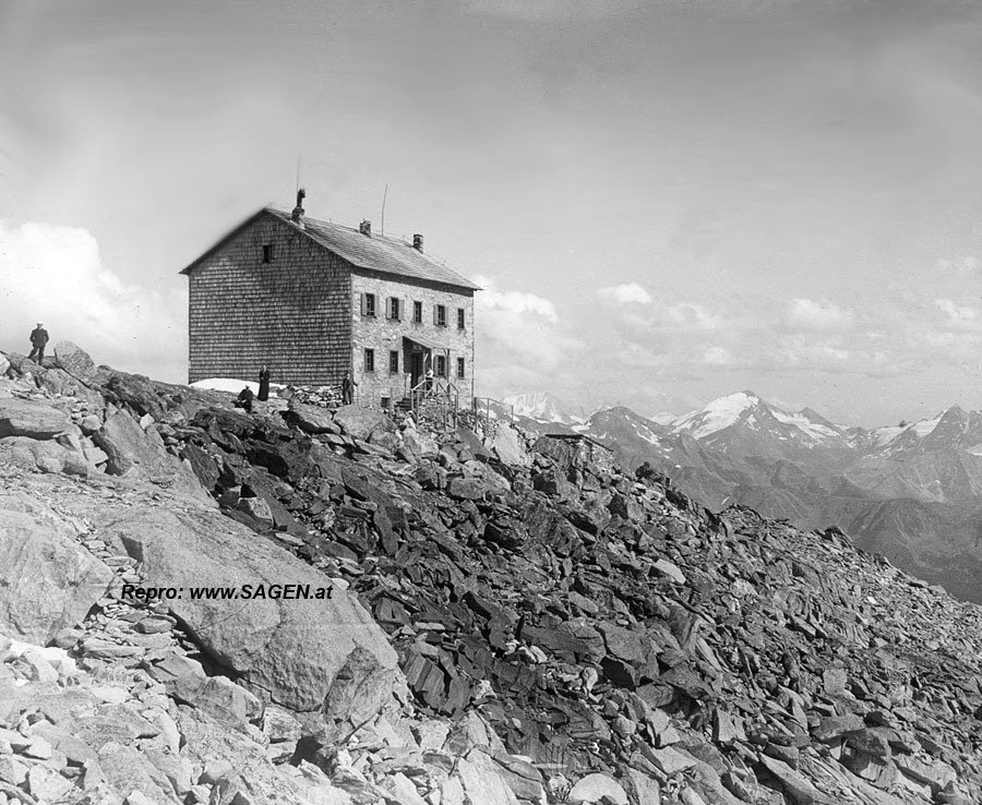 Schwarzensteinhütte