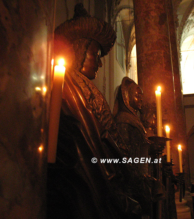 Schwarzmander und -frauen, Hofkirche Innsbruck