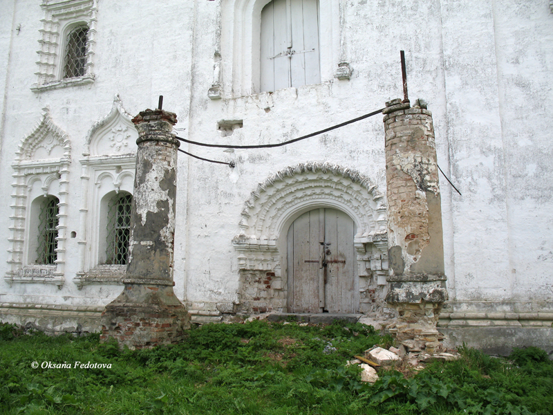 Seiteneingang der Mariä-Verkündigung-Kirche (17.Jh.)