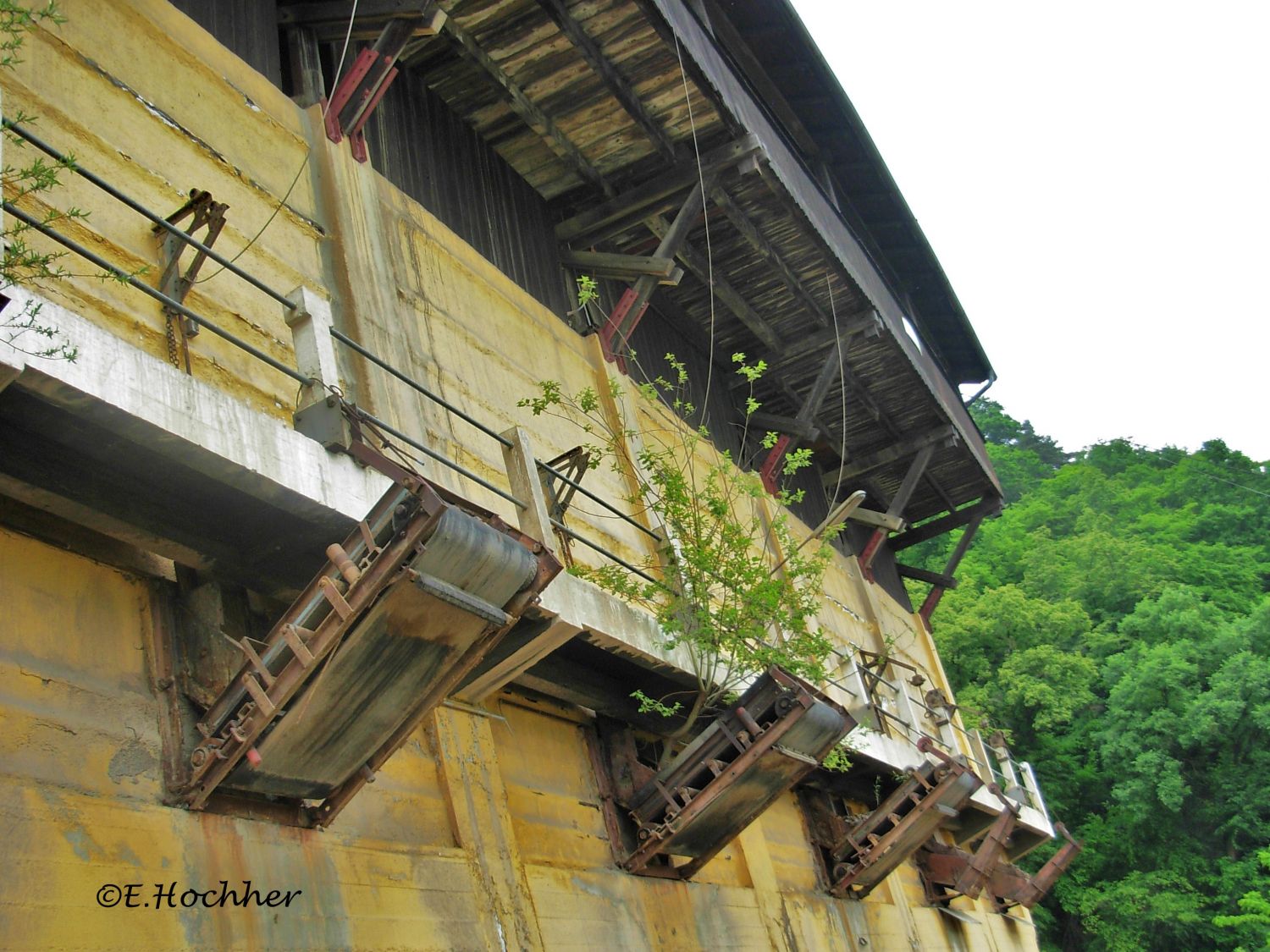 Siloanlage der Verladestelle Loja