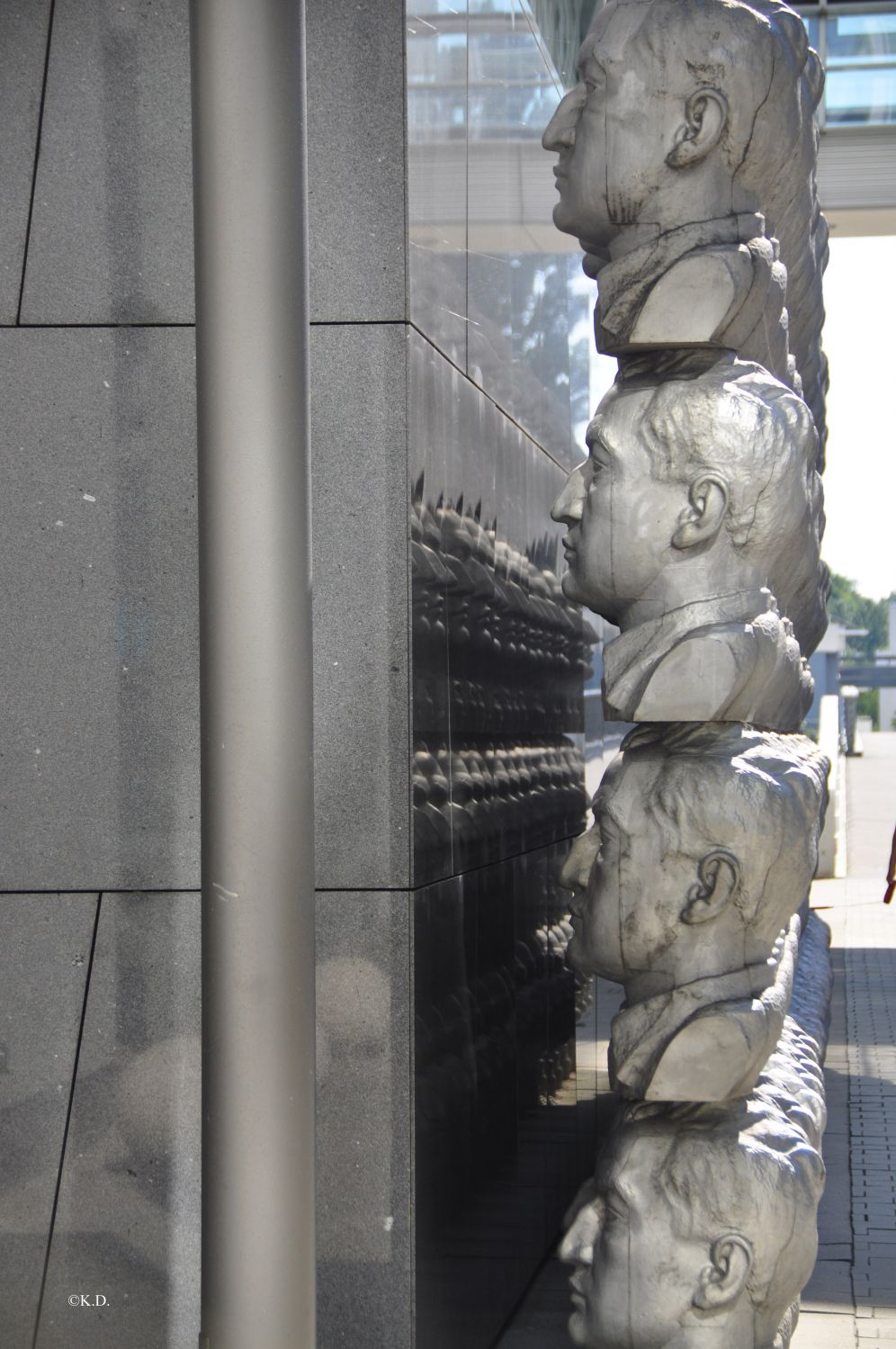 Skulptur im Regierungsviertel in St.Pölten