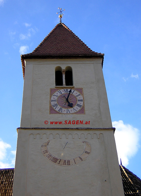 Sonnenuhr in Plaus (Vinschgau/Südtirol)