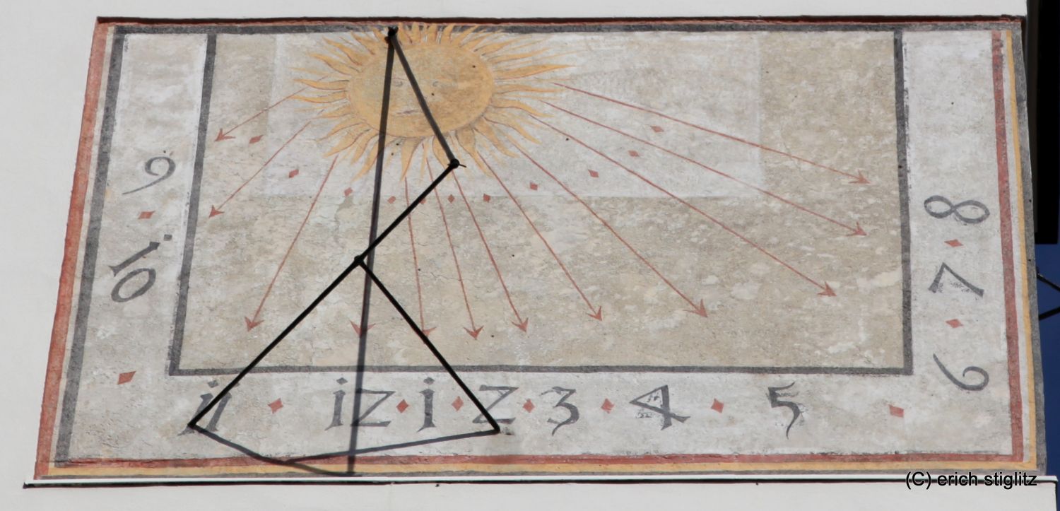 Sonnenuhr Rathaus Gumpoldskirchen