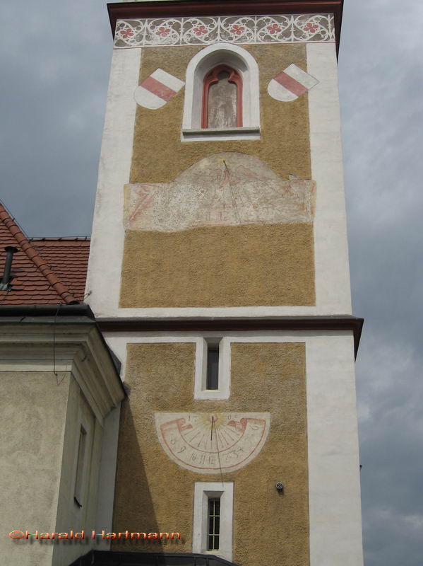 Sonnenuhr Wiener Neudorf