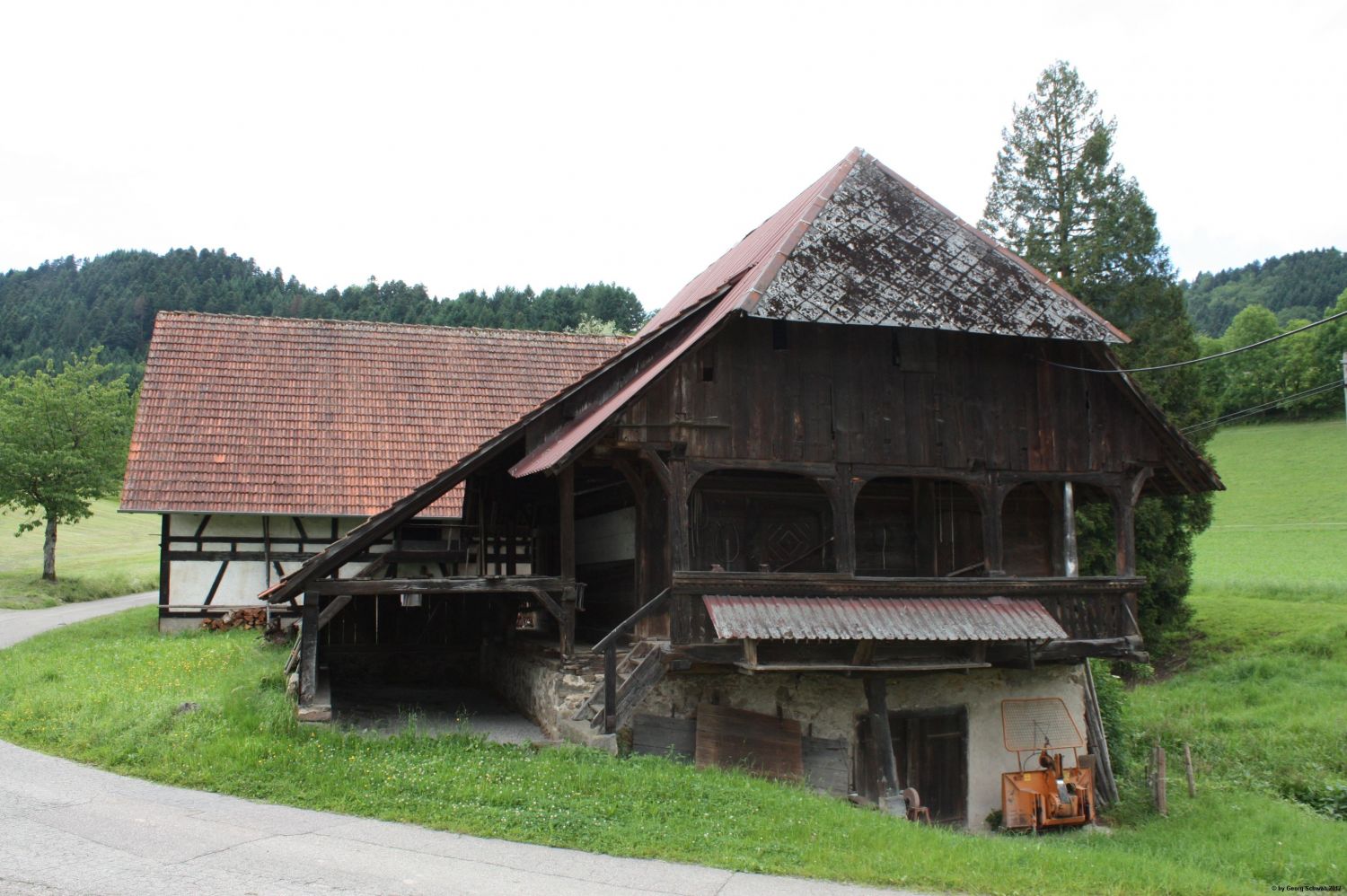 Speicher an dem Weg auf den Dochbach