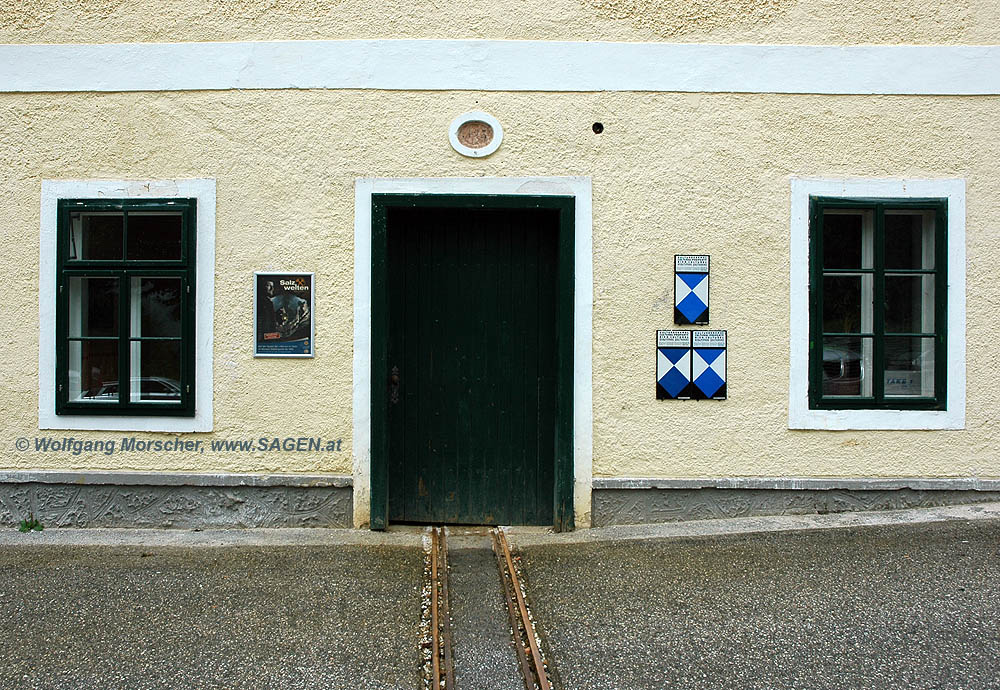 Steinberghaus - Tür zum Berg der Schätze