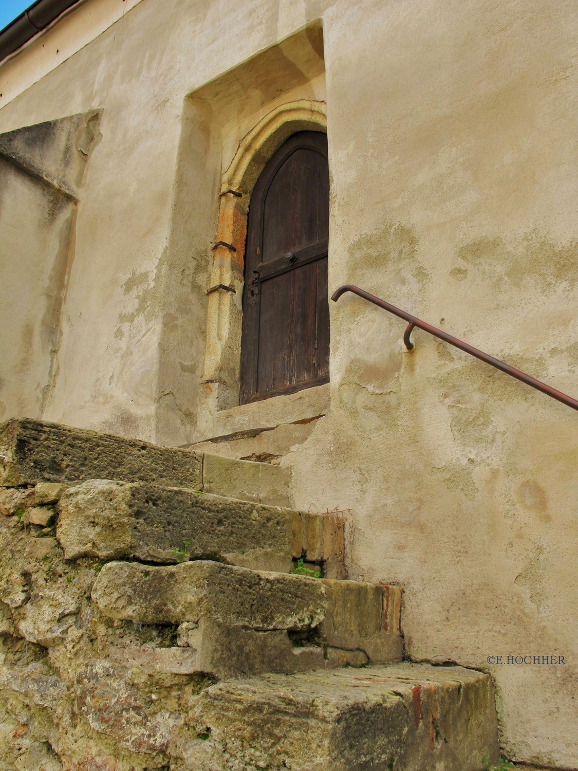 Steintreppe zur Empore