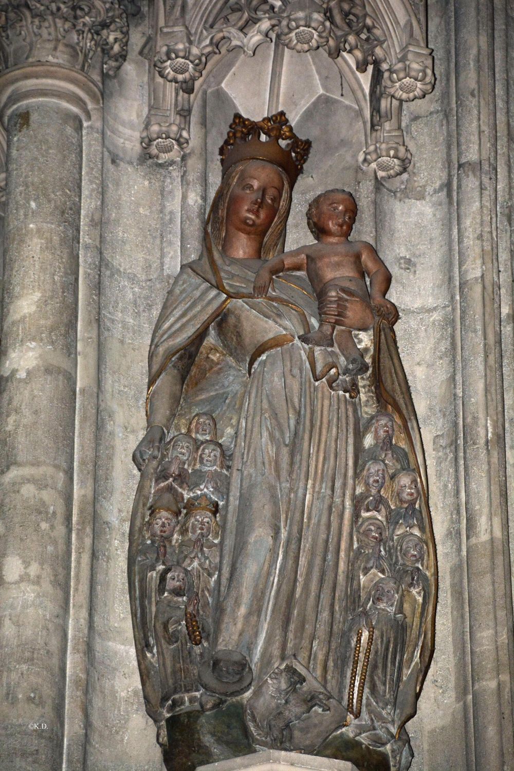 Stephansdom Wien - Schutzmantelmadonna