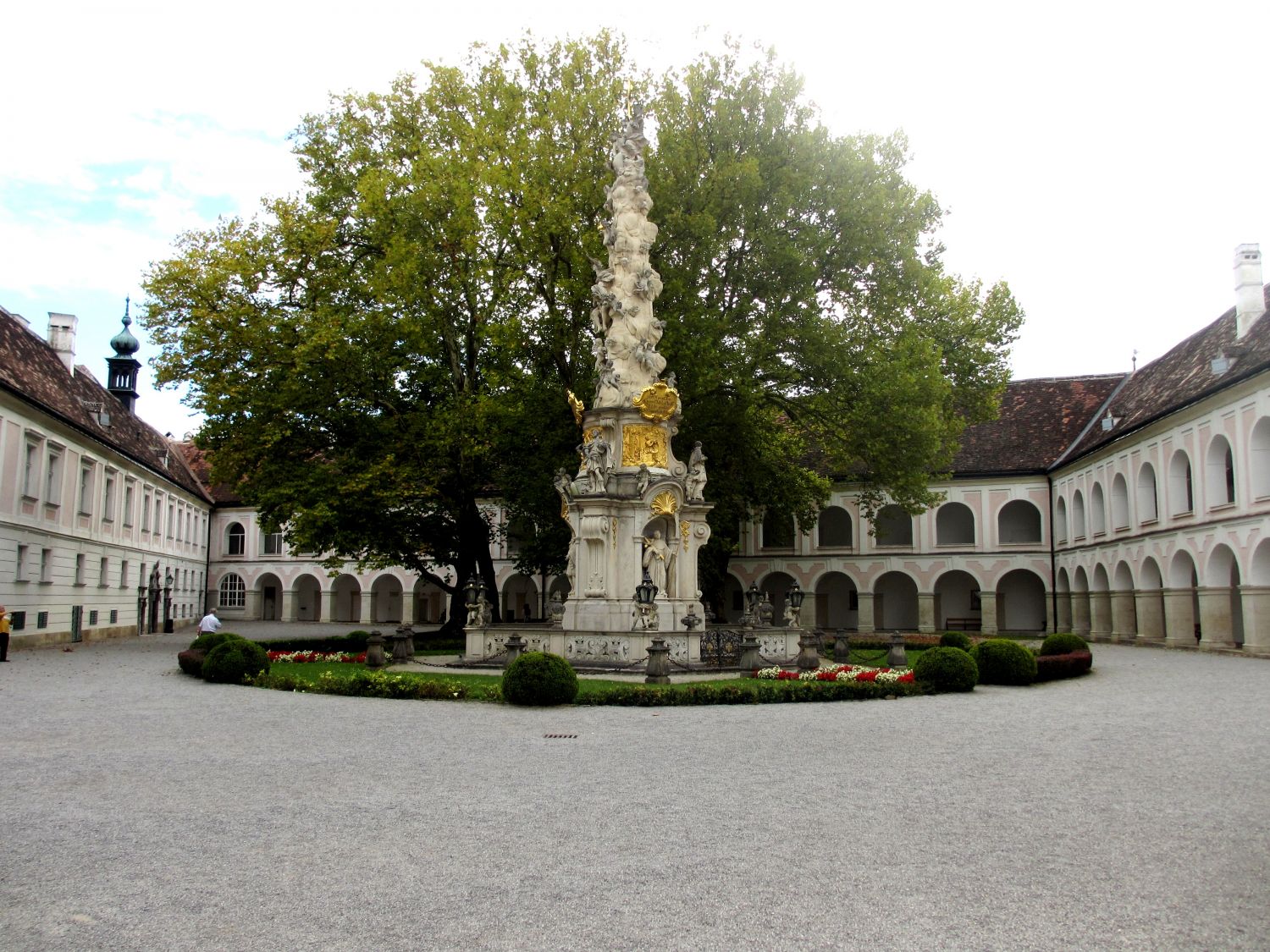 Stift Heiligenkreuz, Innenhof