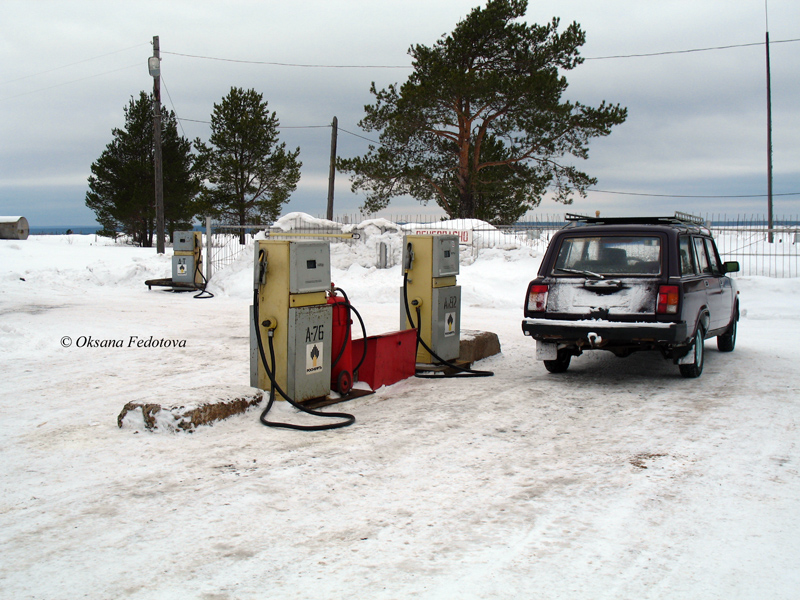 Tankstelle in Leschukonskoje