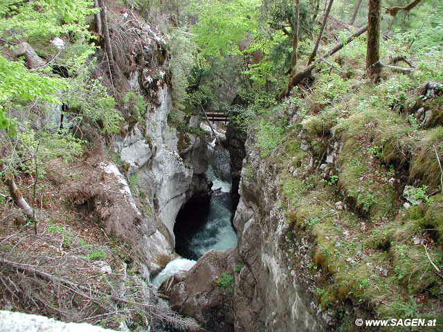 Tatzelwurm-Wasserfall