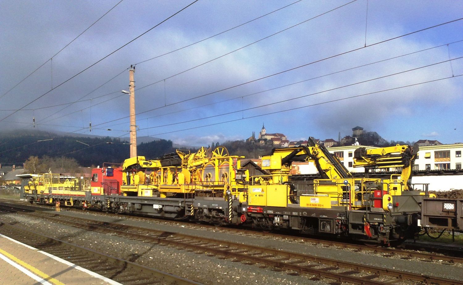 Technikzug der ÖBB (Zweck ?) im Bhf. Treibach/Althofen (K).